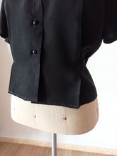 Charger l'image dans la galerie, 1940s 1950s - Stunning Black Rayon Blouse - Sz. 44