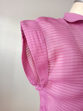 Charger l'image dans la galerie, 1950s - FRANCE - DEADSTOCK - Orchid Smoked Cotton Blouse - Sz. 44