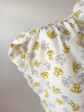 Charger l'image dans la galerie, 1950s - FRANCE - DEADSTOCK - Printed Nylon Blouse - Sz. 42