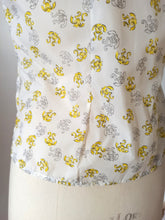 Charger l'image dans la galerie, 1950s - FRANCE - DEADSTOCK - Printed Nylon Blouse - Sz. 42