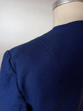 Cargar imagen en el visor de la galería, 1940s 1950s - Elegant Navy Blue Wool Winter Jacket