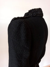 Cargar imagen en el visor de la galería, 1930s 1940s - Superb Black Buckle Back Wool Coat - W29 (74cm)