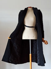 Cargar imagen en el visor de la galería, 1930s 1940s - Superb Black Buckle Back Wool Coat - W29 (74cm)