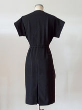 Charger l'image dans la galerie, 1940s 1950s - EUREKA, USA - Stunning Pink & Black Grapes Dress - W35 (88cm)