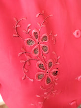Charger l'image dans la galerie, 1940s 1950s - Exquisite Raspberry Silk Blouse - W39 (100cm)