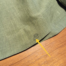 Cargar imagen en el visor de la galería, 1940s - Gorgeous Green Cotton Silk Dress - W35 (88cm)