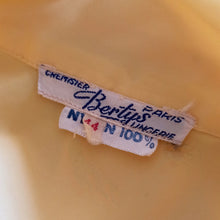 Cargar imagen en el visor de la galería, 1940s 1950s - BERTYS, Paris - Stunning New Look Yellow Blouse - Sz. 44