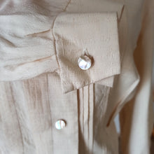 Cargar imagen en el visor de la galería, 1940s 1950s - Gorgeous Textured Silk Blouse - Sz 46
