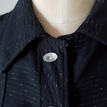 Carica l'immagine nel visualizzatore di Gallery, 1940s 1950s - Fabulous Black Flecked Wool Rayon Blouse - W39 (100cm)