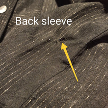 Carica l'immagine nel visualizzatore di Gallery, 1940s 1950s - Fabulous Black Flecked Wool Rayon Blouse - W39 (100cm)