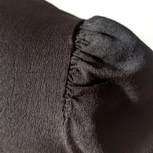 Cargar imagen en el visor de la galería, 1930s - Delicious Black Crepe Dress - W28 (72cm)