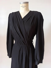 Load image into Gallery viewer, 1930s 1940s - Elegant Black Crepe Stole Dress - W33 (84cm)