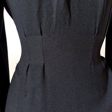 Load image into Gallery viewer, 1930s 1940s - Elegant Black Crepe Stole Dress - W33 (84cm)