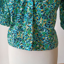 Charger l'image dans la galerie, 1950s - Gorgeous Abstract Green Cotton Blouse - Sz.44