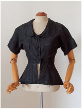 Laden Sie das Bild in den Galerie-Viewer, 1940s 1950s - Superb Black Embroidered New Look Blouse - W26 (66cm)