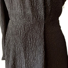 Load image into Gallery viewer, 1930s 1940s - Elegant Textured Crepe Dress - W31 (80cm)