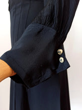Cargar imagen en el visor de la galería, 1930s - Gorgeous Textures Art Deco Dress - W34 (86cm)