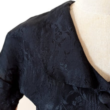 Laden Sie das Bild in den Galerie-Viewer, 1940s 1950s - Superb Black Embroidered New Look Blouse - W26 (66cm)