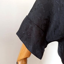 Laden Sie das Bild in den Galerie-Viewer, 1940s 1950s - Superb Black Embroidered New Look Blouse - W26 (66cm)