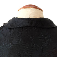 Laden Sie das Bild in den Galerie-Viewer, 1940s 1950s - Superb Black Embroidered New Look Blouse - W26 (66cm)