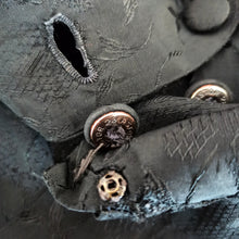 Laden Sie das Bild in den Galerie-Viewer, 1940s 1950s - Superb Black Embroidered New Look Blouse - W26 (66cm)