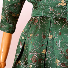 Cargar imagen en el visor de la galería, 1940s 1950s - Outstanding Beauty Embroidered Dress - W27.5 (70cm)