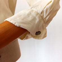 Cargar imagen en el visor de la galería, 1940s 1950s - Gorgeous Vanilla Cotton Blouse - Sz.44