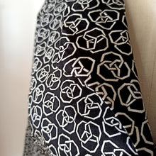 Charger l'image dans la galerie, 1950s 1960s - GFI, Paris - Fabulous Geometric Belted Blouse - Sz.48