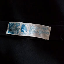 Charger l'image dans la galerie, 1950s 1960s - WUCO, Germany - Precious Black Crepe Blouse - Sz.44