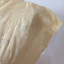 Charger l'image dans la galerie, 1940s - Delightful Yellow Pale Sheer Dress - W27 (68cm)