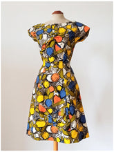 Charger l'image dans la galerie, 1950s - Spectacular Abstract Barkcloth Dress - W24 (60cm)