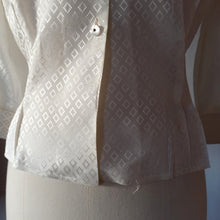Charger l'image dans la galerie, 1950s - FRENCH DEADSTOCK - Rayon Silk Blouse - Sz 46