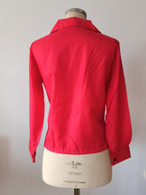 Charger l'image dans la galerie, 1950s - FRENCH DEADSTOCK - Seahorses Buttons Silk Blouse - Sz 40