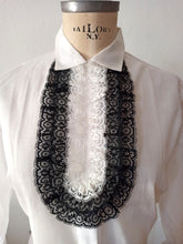 Charger l'image dans la galerie, 1950s - FRENCH DEADSTOCK - Black & White Cotton Blouse - Sz 46