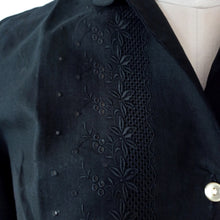 Charger l'image dans la galerie, 1950s - FRENCH DEADSTOCK - Black Cotton Blouse - Sz 42