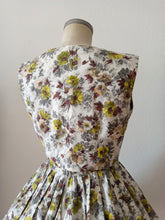 Cargar imagen en el visor de la galería, 1950s - Charming French Floral Cotton Bolero Dress - W28 (72cm)