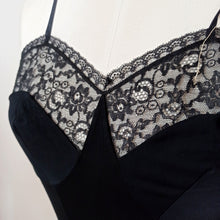 Charger l'image dans la galerie, 1950s - France- Deadstock - Gorgeous Black Negligee - Sz 42