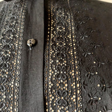 Carica l'immagine nel visualizzatore di Gallery, 1960s - Gorgeous Black Cotton Blouse - Sz 44