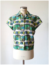 Charger l'image dans la galerie, 1950s - Fabulous Abstract Green Soft Barkcloth Blouse - Sz 46