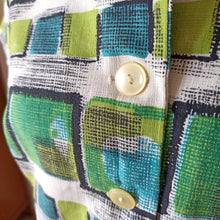 Charger l'image dans la galerie, 1950s - Fabulous Abstract Green Soft Barkcloth Blouse - Sz 46