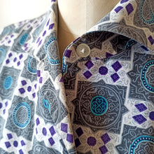 Charger l'image dans la galerie, 1950s - MARYFORD - Gorgeous Printed Cotton Blouse - Sz 44