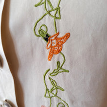 Cargar imagen en el visor de la galería, 1940s - Exquisite Parisian Embroidered Silk Blouse - Sz M