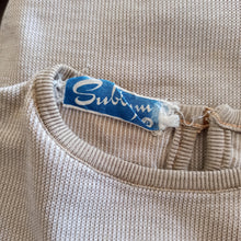Laden Sie das Bild in den Galerie-Viewer, 1960s - SUBLYM, Spain - Deadstock Beige Knit Top - Sz 4