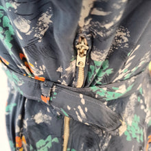 Cargar imagen en el visor de la galería, 1940s - Ultragorgeous Pigeon Blue Floral Rayon Dress - W28.5 (72cm)