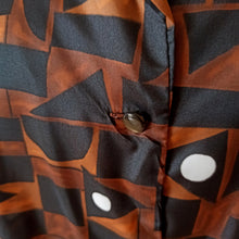 Charger l'image dans la galerie, 1950s 1960s - Fabulous Geometric Satin Blouse - Sz L/XL