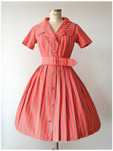 Charger l'image dans la galerie, 1950s 1960s - Fabulous Salmon Pink Striped Cotton Dress - W30 (76cm)