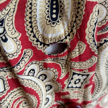 Cargar imagen en el visor de la galería, 1940s - Superb Tile Printed Rayon Dress - W28.5 (72cm)