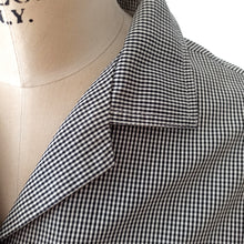 Charger l'image dans la galerie, 1950s - Gorgeous Black White Vichy Cotton Blouse - Sz 44