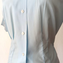 Cargar imagen en el visor de la galería, 1950s - COUTURE, France - Cute Baby Blue Cotton Blouse - W34.5 (88cm)
