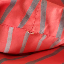 Charger l'image dans la galerie, 1950s 1960s - Fabulous Salmon Pink Striped Cotton Dress - W30 (76cm)